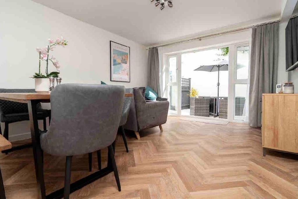Lovely 4 Bed House Central Борнмут Экстерьер фото